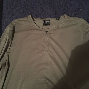 Cuts Clothing,  curved hem Henley